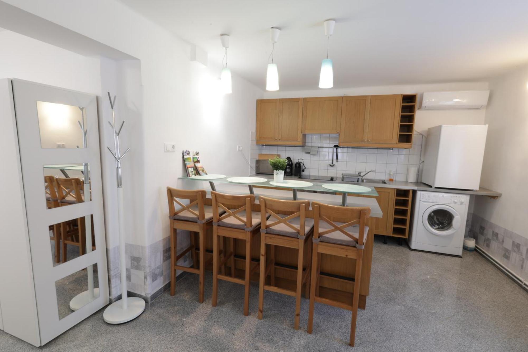 Stardust Apartman Pecs Exterior photo